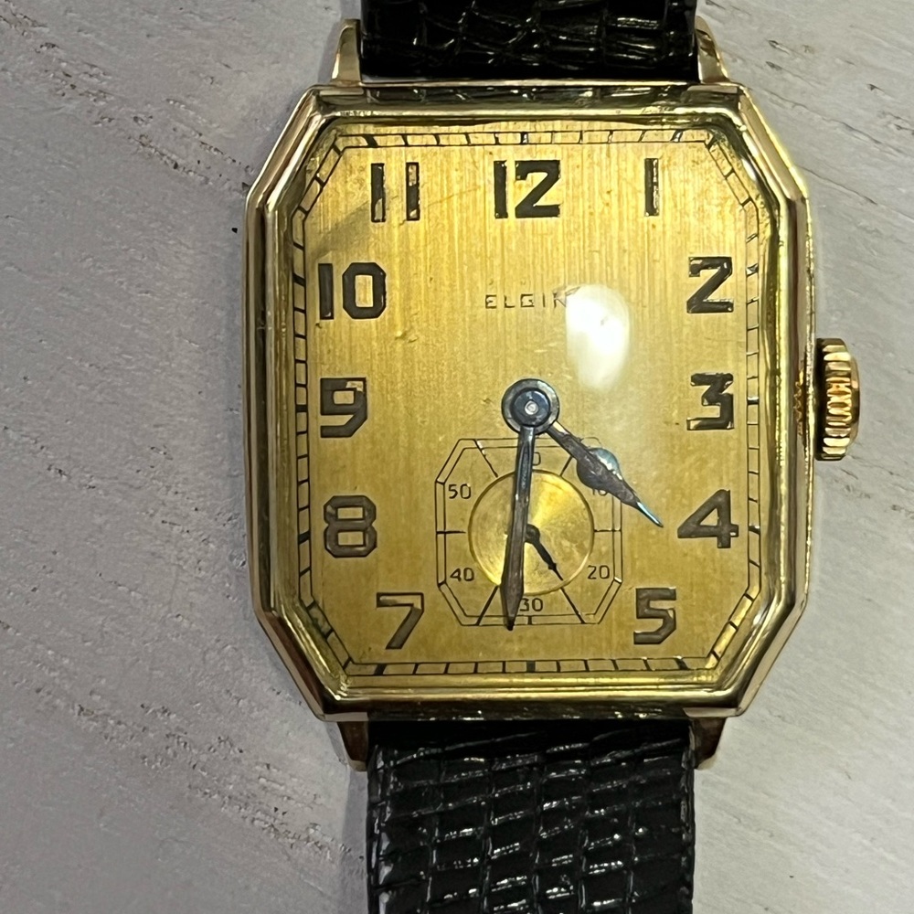 Vintage 1920s Elgin Man’s Art Deco 14K Gold Filled Dress Watch 31x24mm